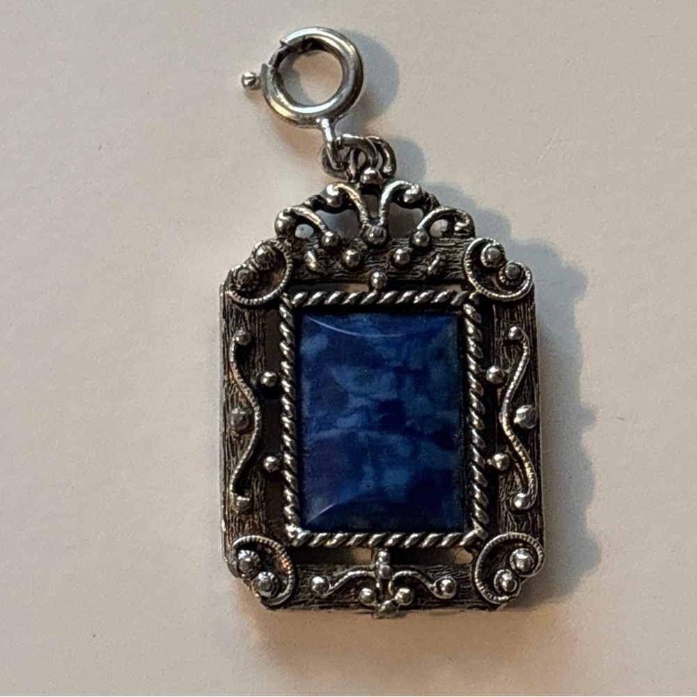 Sarah Coventry Roman Holiday Reversible Pendant 1974